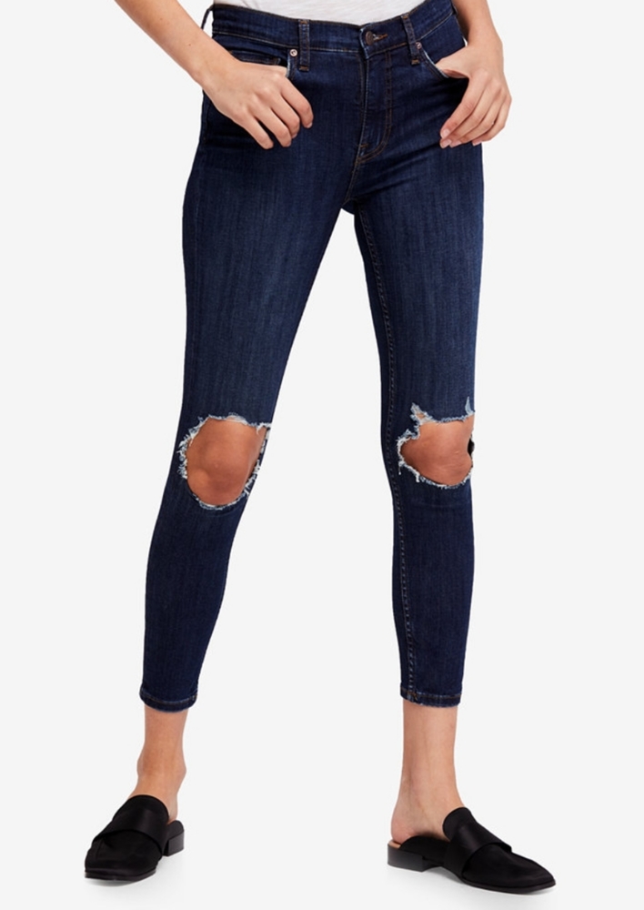 FREE PEOPLE Busted Knee Skinny Jeans